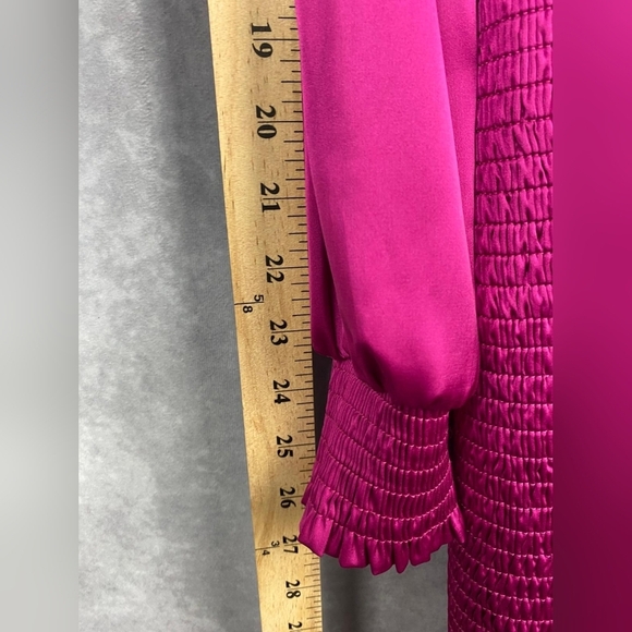 Lulu’s Magenta‎ Satin Smocked Mini Dress Jaw-Dropping Beauty Size M - Picture 13 of 16